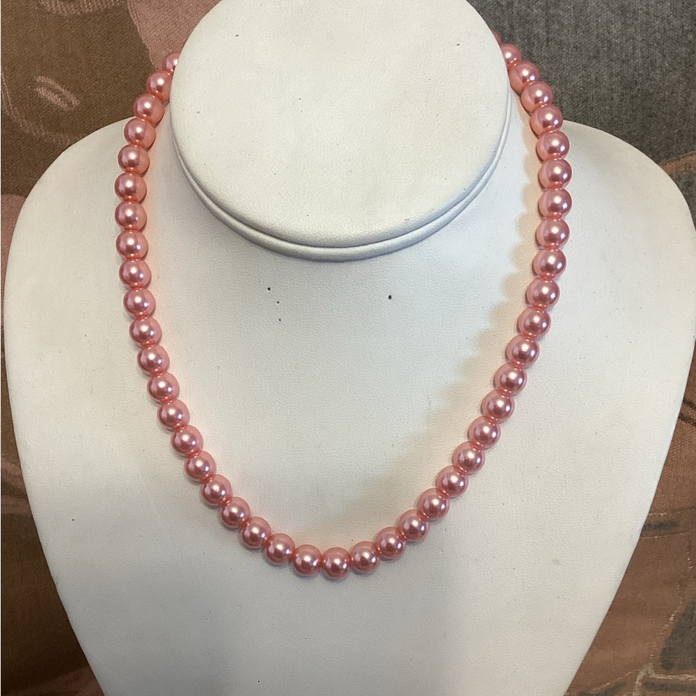 NECKLACES - Picture 1 of 15